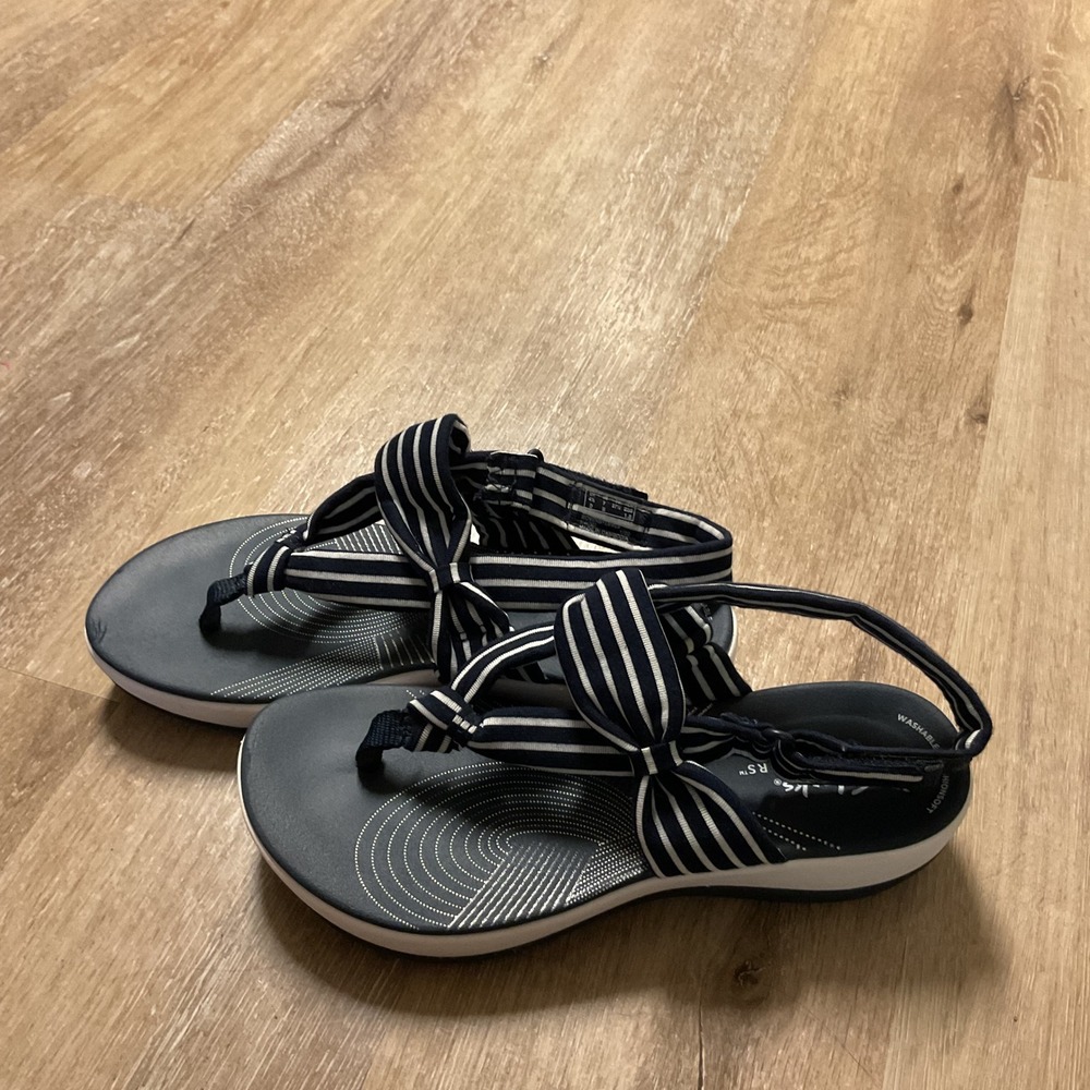 Clarks Cloudsteppers Arla Glitz Navy Striped Bow Sandals Womens 7 Washable